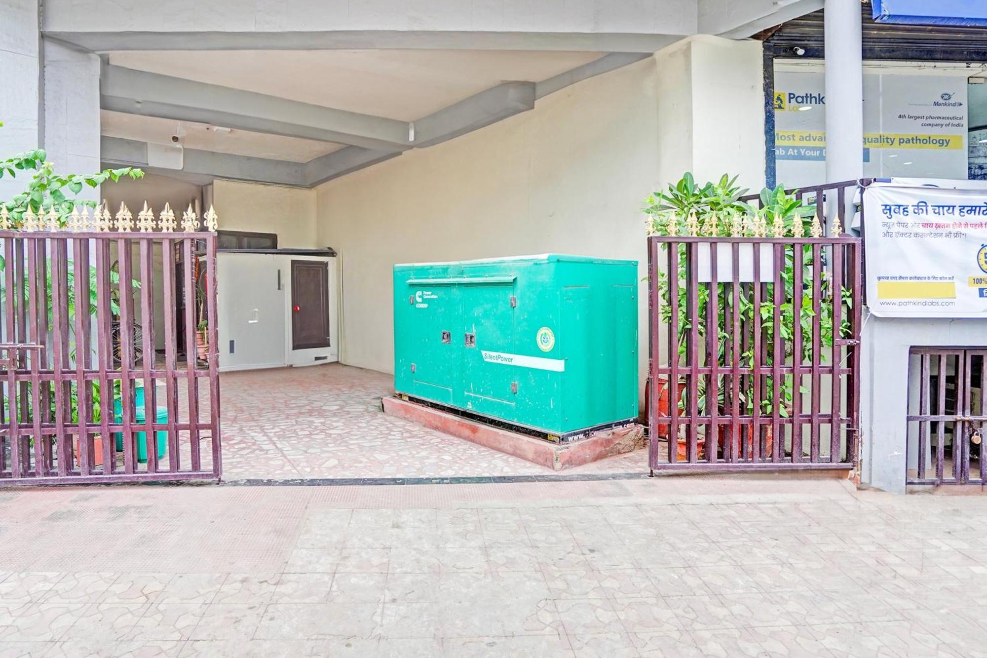 Hotel O Raj Mahal Kanpur Exterior foto
