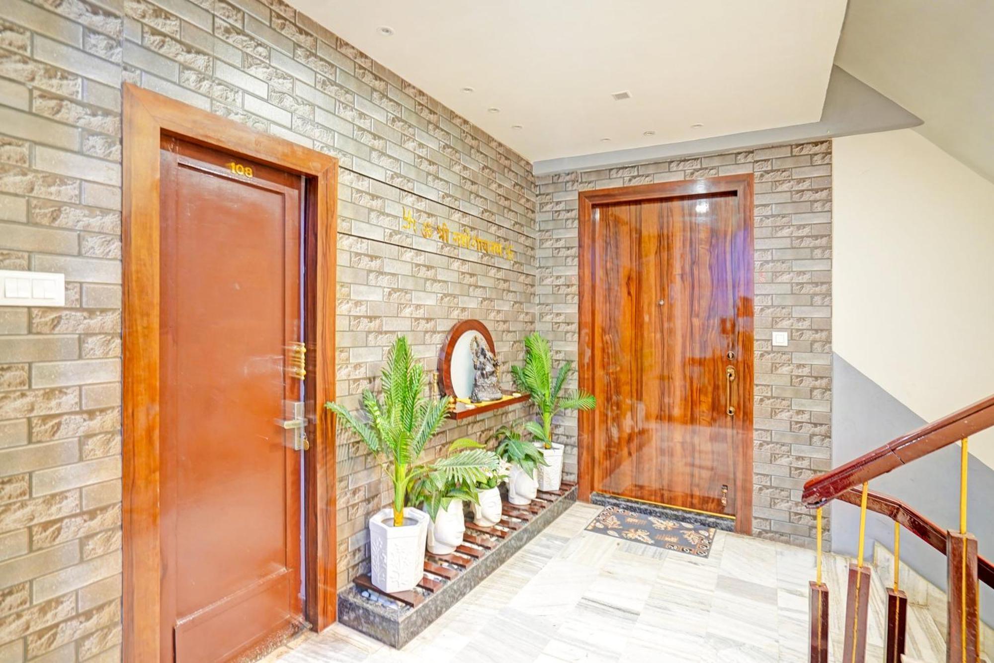 Hotel O Raj Mahal Kanpur Exterior foto